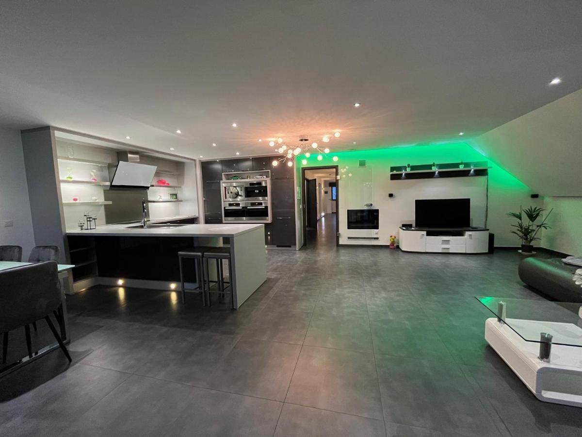 Apartamento Loft De Prestige Au Pied Du Circuit Francorchamps Exterior foto